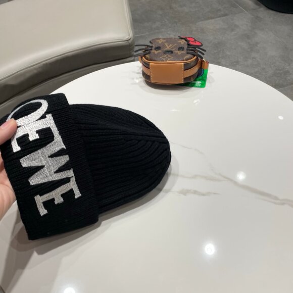 LOEWE Wool Beanie Hat Unisex Black Knit Winter Cap Logo Embroidered Warm Gift main image 3